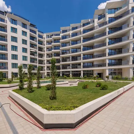 Sea Escape | & Parking Апартамент Варна